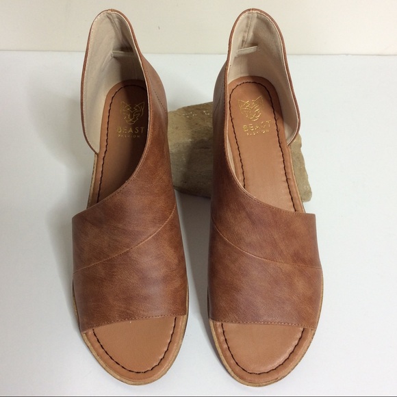 Cut Out Flats - Picture 6 of 6